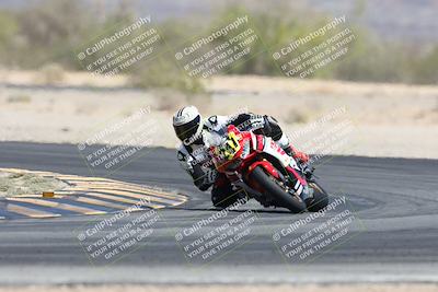 media/Apr-20-2025-CVMA (Sun) [[39090e8767]]/Race 5-Amateur Supersport Open/